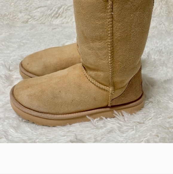 UGG Classic Short II Leather Boots Amberlight 1016223 Women’s Size 6 - Picture 1 of 4